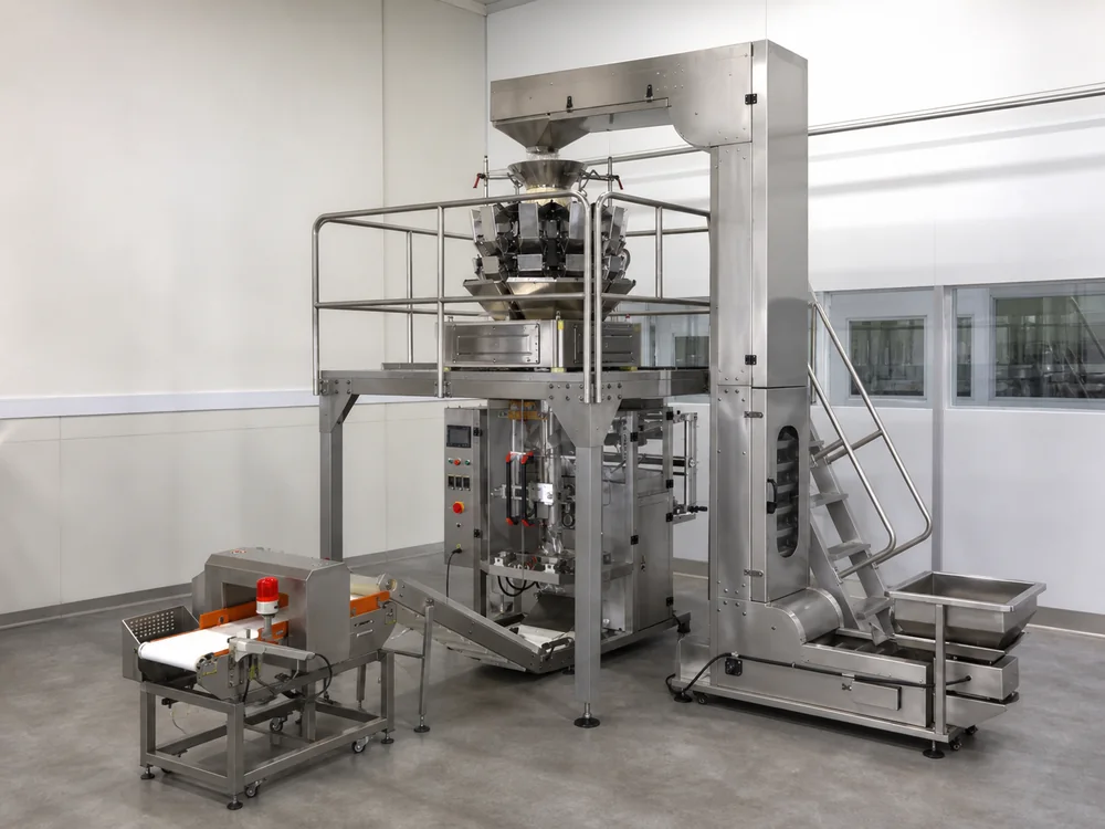 Form fill and seal packaging machine in production